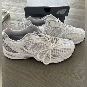 New Balance MR530 size 7-8